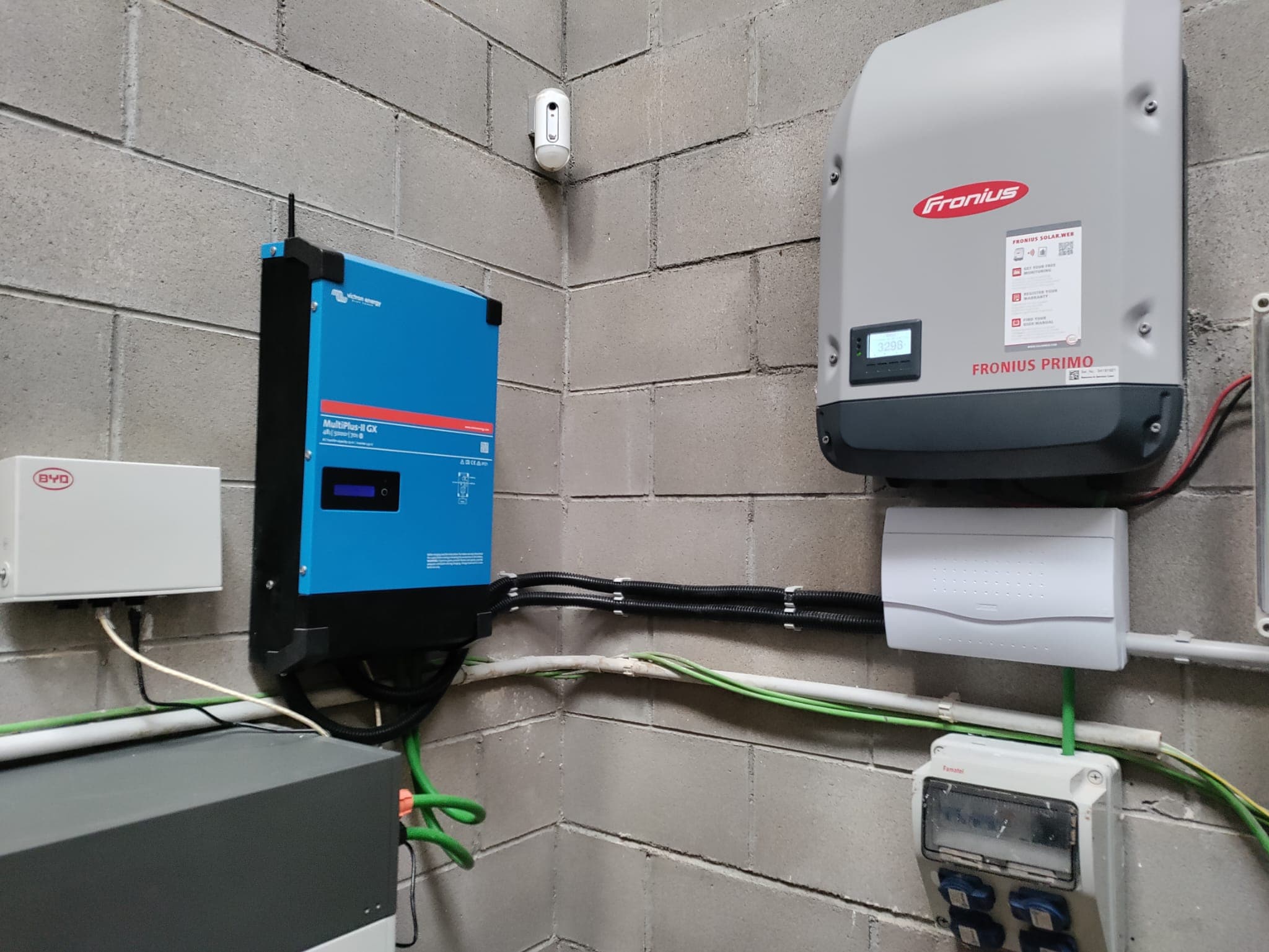 Instal·lació aillada amb bateria – Pontós